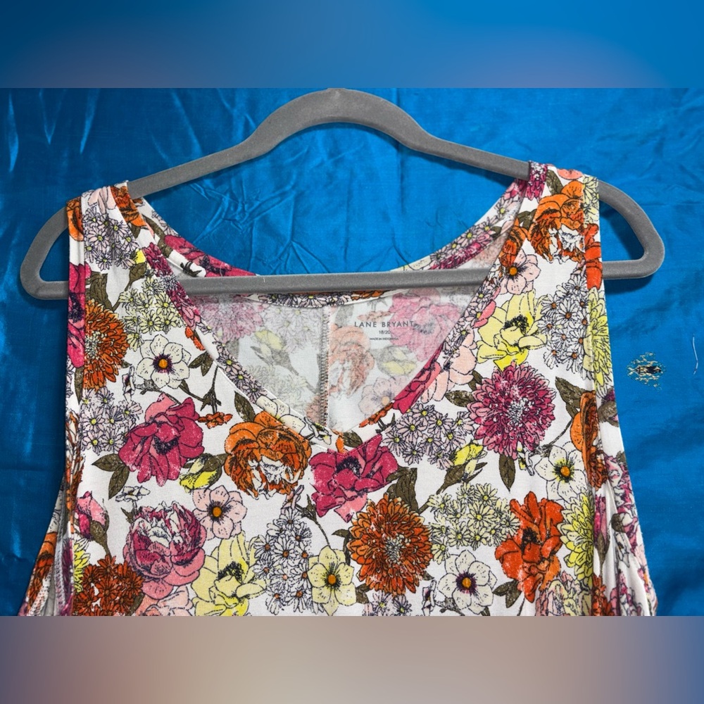 Lane Bryant Colorful Floral Swing sleeveless V neck top  womens 18/20 - Picture 4 of 13